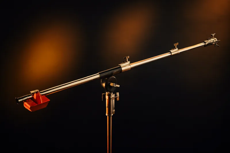 Avenger D650 Junior Boom Arm with Counterweight (Chrome-plated)