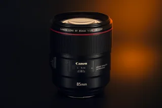 Canon EF 85mm f/1.4L IS USM