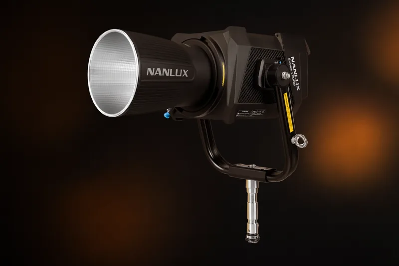 NANLUX FL - 35YK Fresnel Lens For Evoke 1200B with Trolley Case